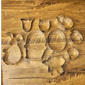 Family Circle Taste of Spring Cookie Cutter Duck Egg Wheelbarrow basket bunny